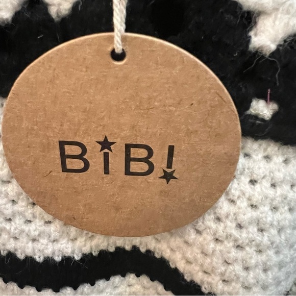 NWT BiBi Flutter Sleeve Sweater - Picture 5 of 6